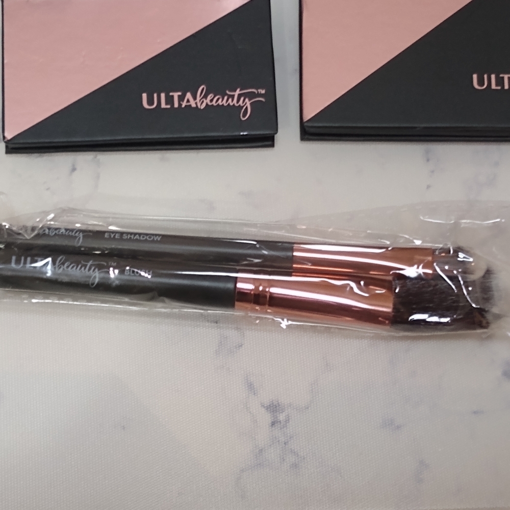 Ulta Makeup Set - Picture 2 of 10